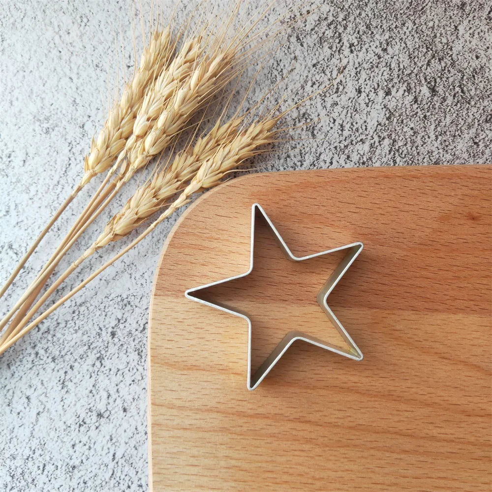Variety Styles Stainless Steel Easter Biscuit Cutter Easter Rabbit Eggs Carrot Cookie Mold Kitchenware Cookie Cutter Baking Tool