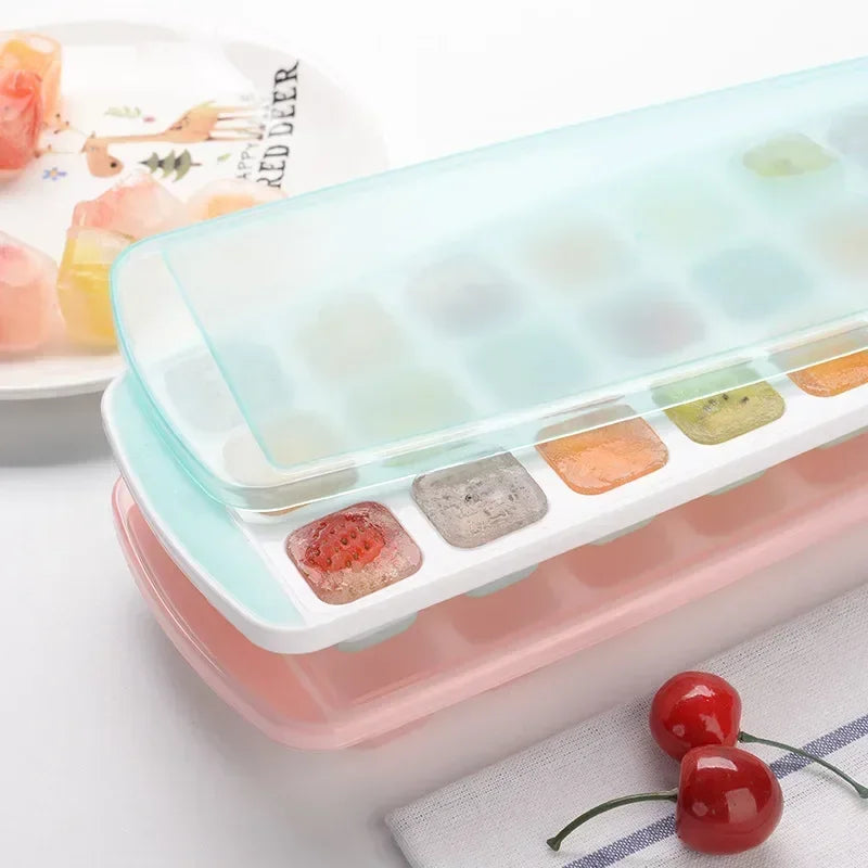 21-Cell Silicone Ice Cube Mold Heart Shape Ice Tray Household Frozen Ice Mold Plastic Ice Box with Lid Kitchen Bar Accessories