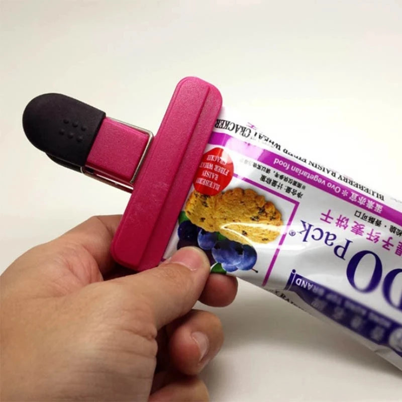 Plastic Food Sealing Bag Clip Fresh Moisture-Proof Snack Potato Chips Postcard Sealing Clip Household Kitchen Gadgets Items