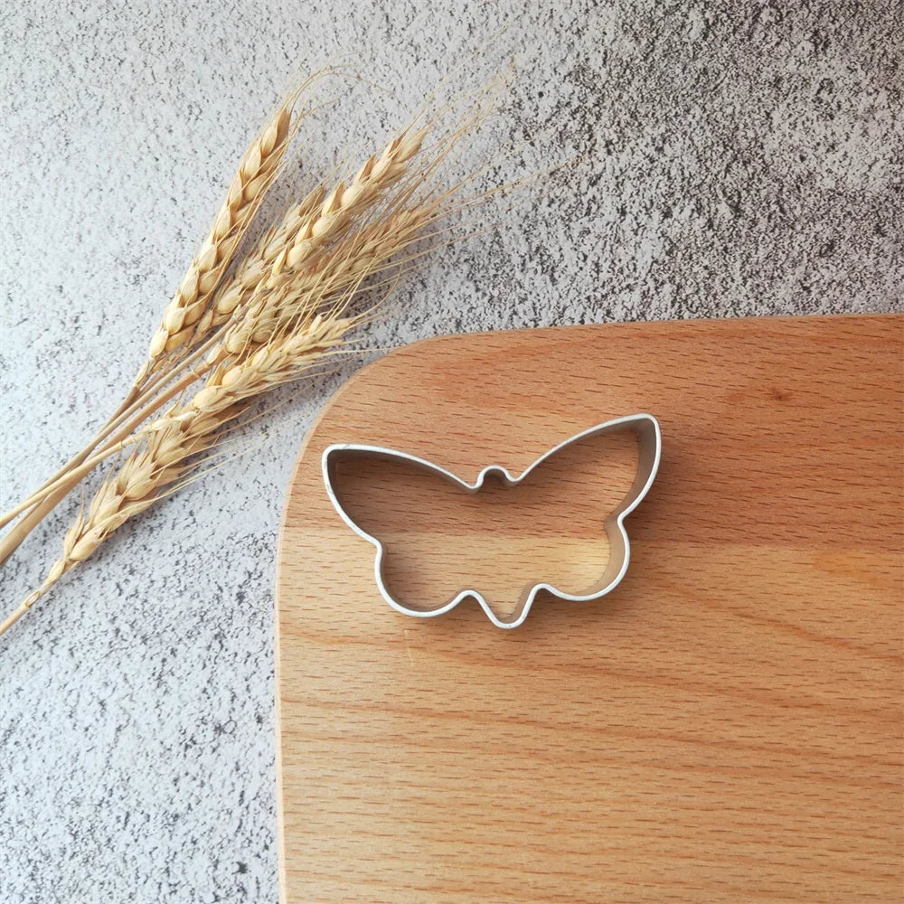 Variety Styles Stainless Steel Easter Biscuit Cutter Easter Rabbit Eggs Carrot Cookie Mold Kitchenware Cookie Cutter Baking Tool